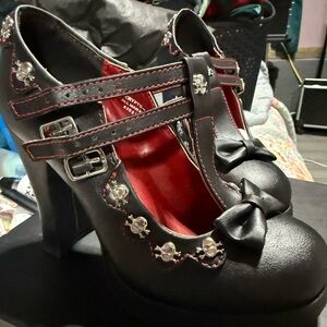 Black demonia Mary Jane